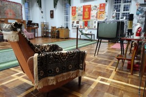 Грецький Ніжин і героїчні Крути: Музей Homo sovieticus, Ніжин